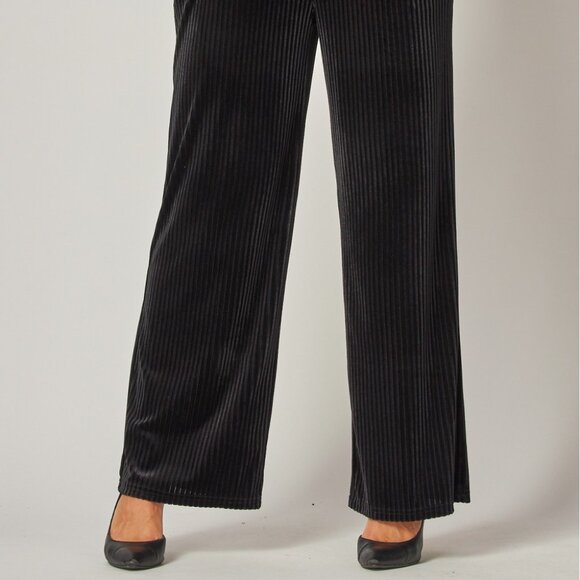 Black Ribbed Velvet High Waist Wide leg Pants - Picture 2 of 6